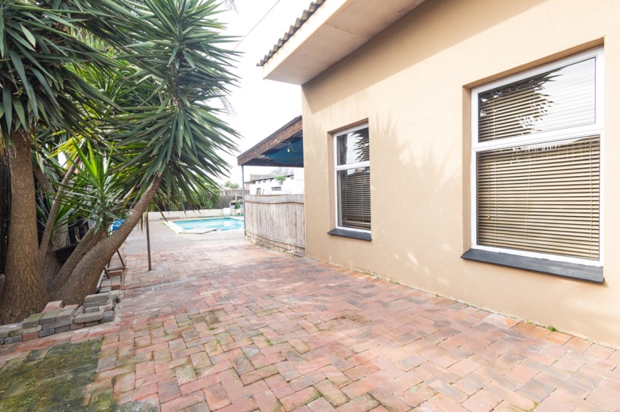 4 Bedroom Property for Sale in Windsor Park Western Cape